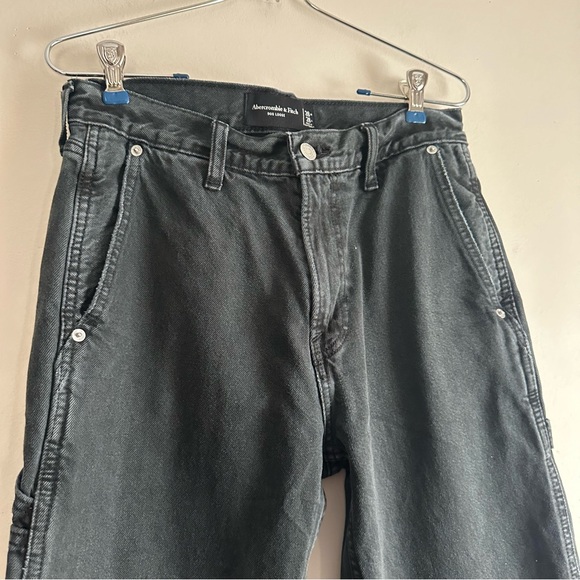 A&F • 90s Loose Utility Jean - Picture 2 of 11